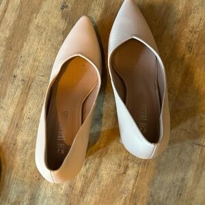 Tan size 7.5 heel